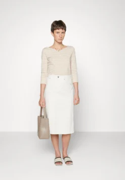 ESPRIT Boat Neck- Longsleeve - Sand -Esprit 0c72c51251b6407a96df021e843bc282 scaled