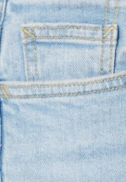 ESPRIT Capri - Jeansshort - Blue Light Wash -Esprit 0fbca3dd527d4c43b8d53ad619462165 scaled