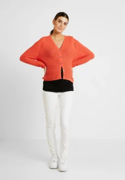 Esprit -Esprit 0fdd25595bf04bb39793becb0d4f31ec scaled