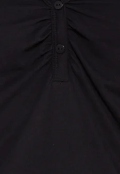 ESPRIT Peach - Longsleeve - Black -Esprit 171f566474754852a47cedb18dff55cc scaled