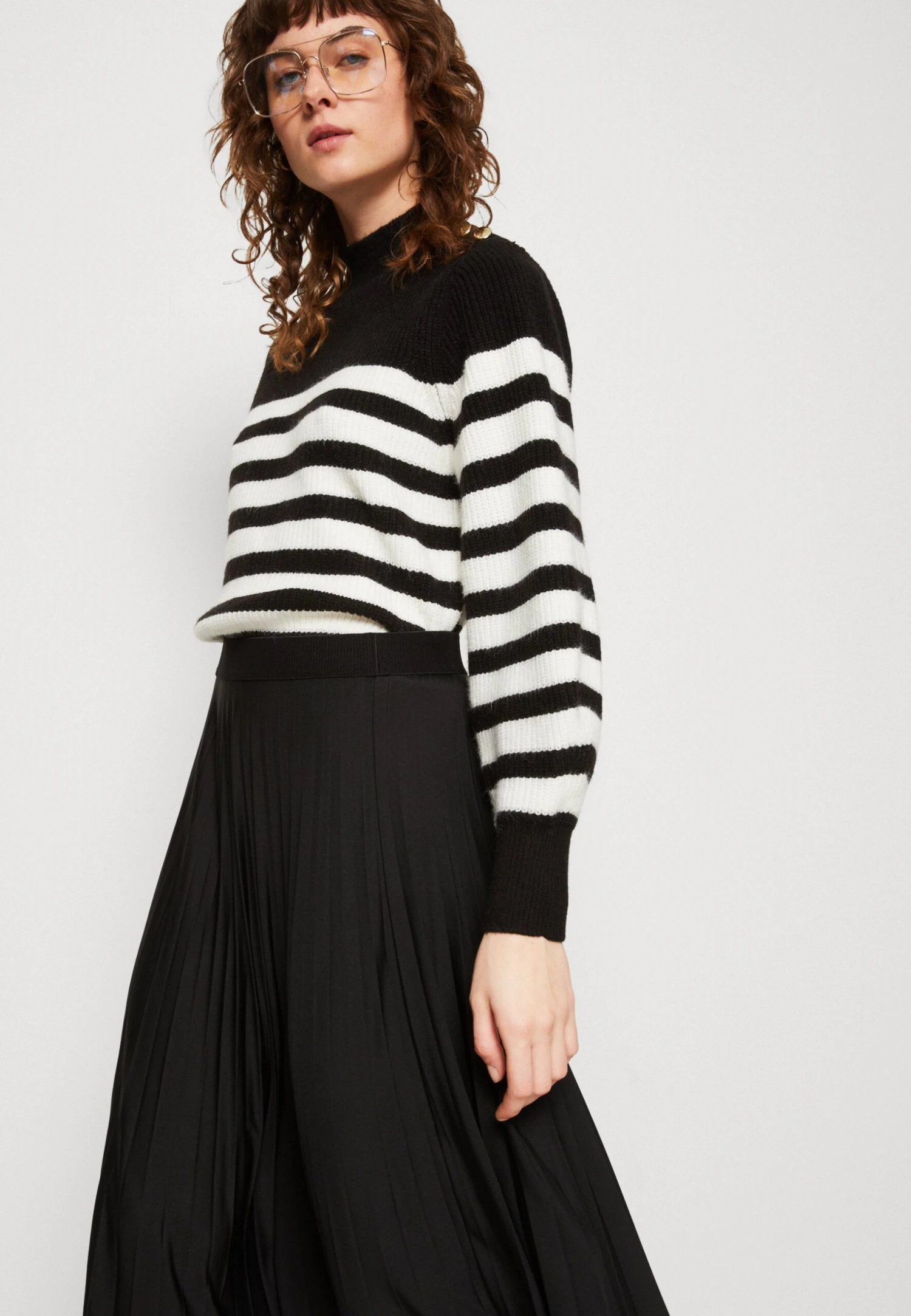 ESPRIT Plissee Skirt - Plooirok - Black 4 ESPRIT Plissee Skirt - Plooirok - Black - Afbeelding 4