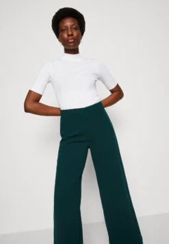 Edc By Esprit Core Teeh - T-Shirt Basic - White -Esprit 220f9b70239441899e3ddf74f5d4d461 scaled