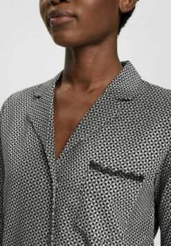 ESPRIT Mit Spitze - Pyjamashirt - Black 10 ESPRIT Mit Spitze - Pyjamashirt - Black -Esprit 2638d2cc51cf491aa7fe95ebbf57cee5