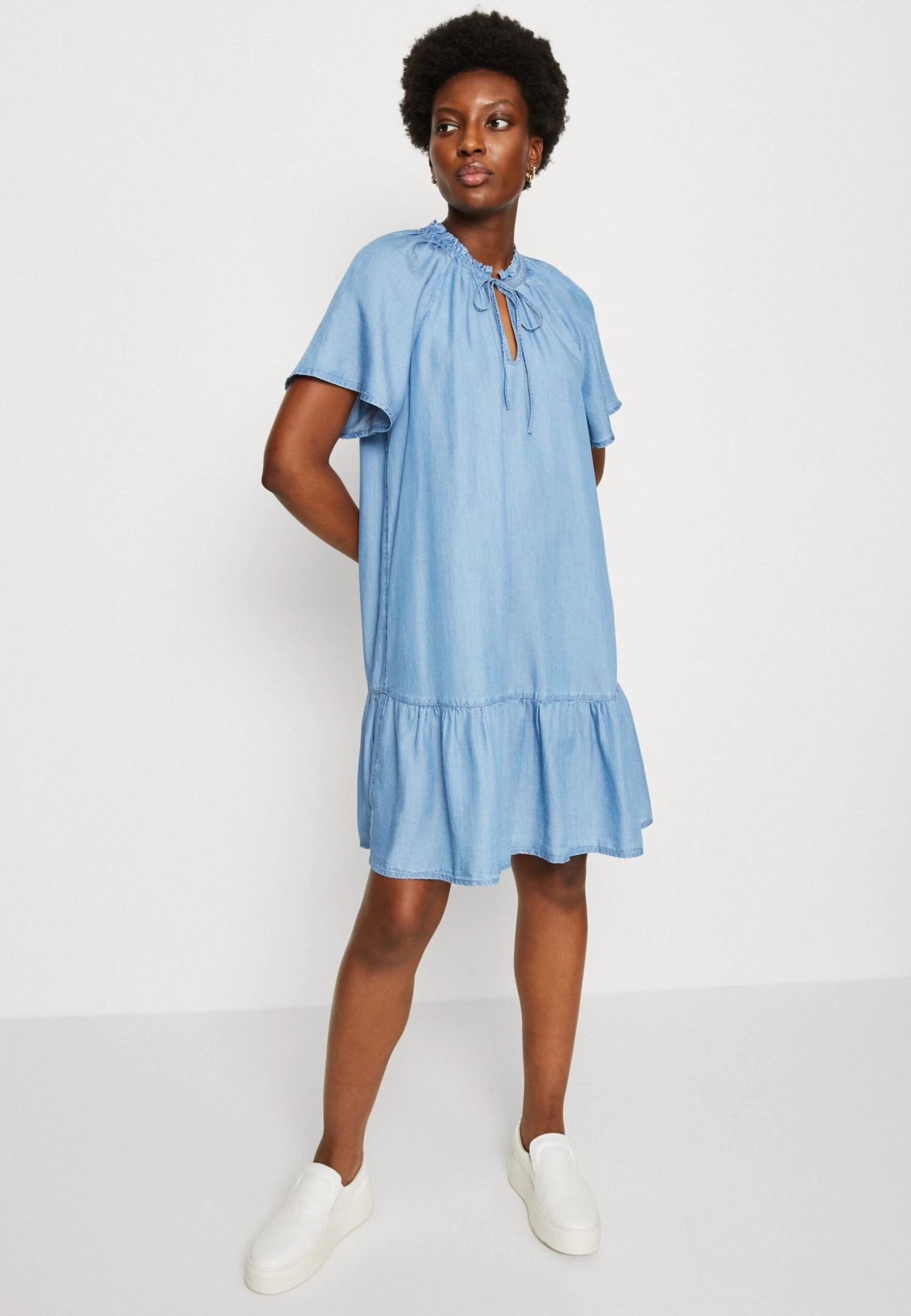 Edc By Esprit Dress - Spijkerjurk - Blue Medium Wash 4 Edc By Esprit Dress - Spijkerjurk - Blue Medium Wash - Afbeelding 4