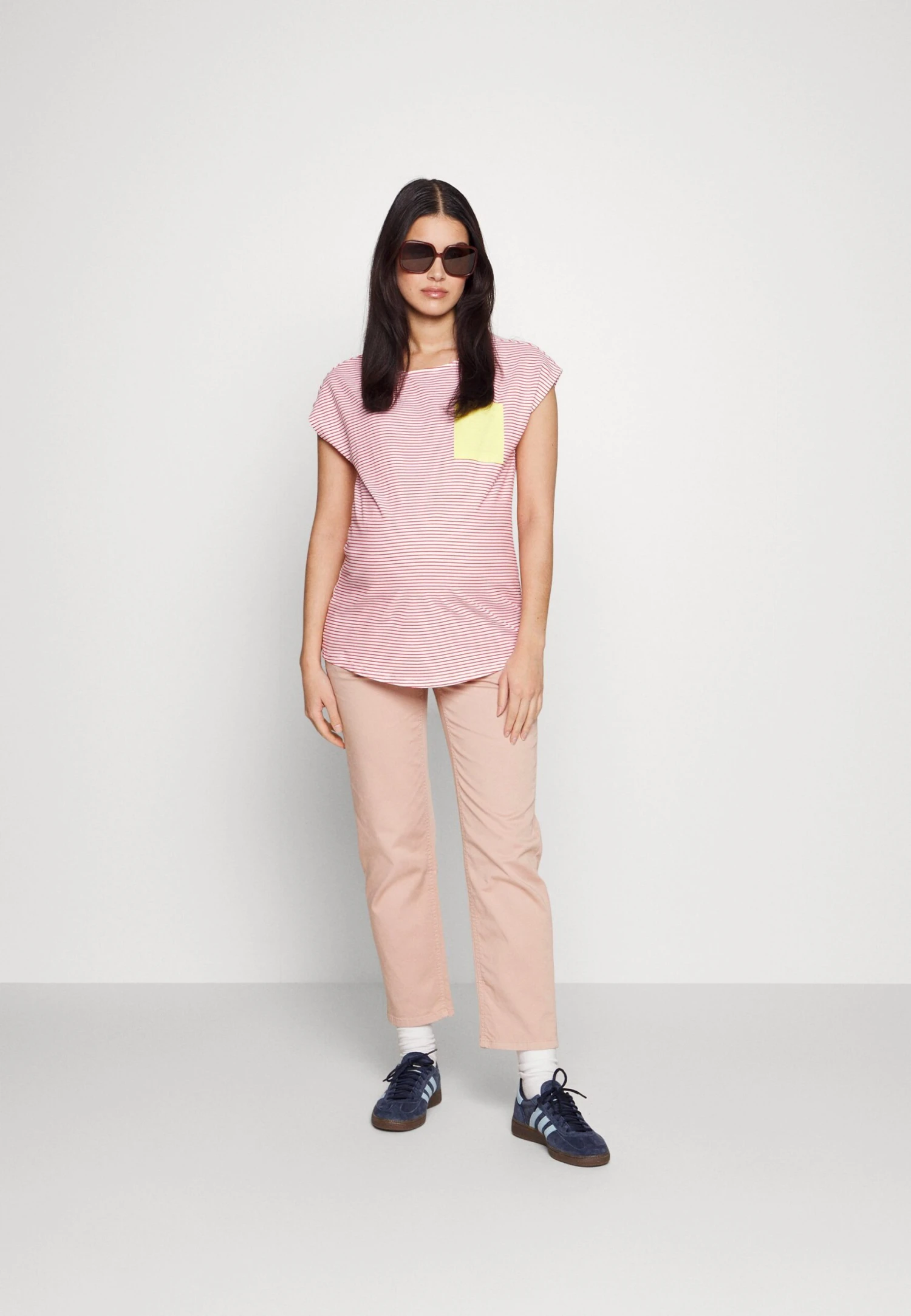 Short Sleeve- T-Shirt Print - Red 2 Short Sleeve- T-Shirt Print - Red - Afbeelding 2