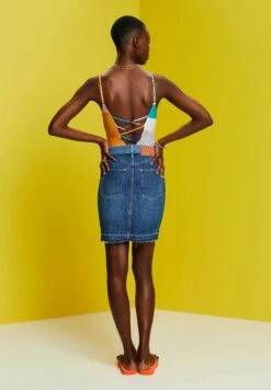 ESPRIT Jeansrok - Blue Dark Washed 14 ESPRIT Jeansrok - Blue Dark Washed -Esprit 2e17bbed67cf4f96b1a5b62c5bab2171