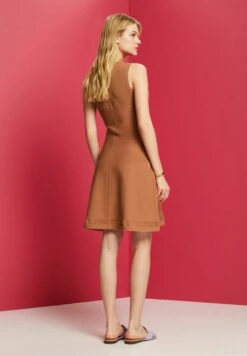 ESPRIT Flat - Gebreide Jurk - Camel -Esprit 341d19bf6c534a2db1c37c4c29308cc0