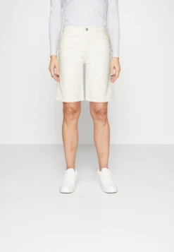 ESPRIT Basic- Jeansshort - Off White