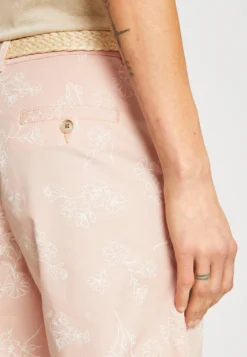 ESPRIT Print- Shorts - Pastel Pink -Esprit 4b5f91a6b5ed4730ad122c79f5077aa8 scaled