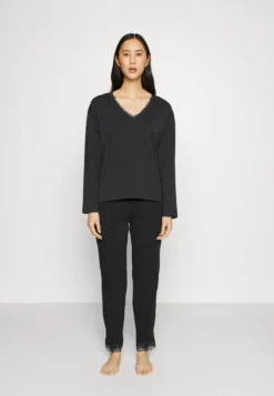 ESPRIT Seasonal Solid Long Leg Long Sleeve - Pyjama - Black