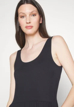ESPRIT Cve City Dress - Jerseyjurk - Black 15 ESPRIT Cve City Dress - Jerseyjurk - Black -Esprit 4db88311195d45d9a0a2f475316a94f3 scaled