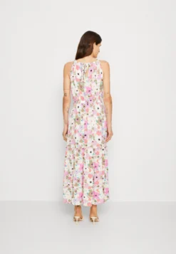Edc By Esprit Neckholder Dress - Maxi-Jurk - Pink -Esprit 4ff3e2008549461ca47a5118b2c5962d scaled