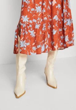 ESPRIT Skirt - A-Lijn Rok - Coral Orange 11 ESPRIT Skirt - A-Lijn Rok - Coral Orange -Esprit 51a20b50b4694ffcabb1bc8d3c0539d4 scaled