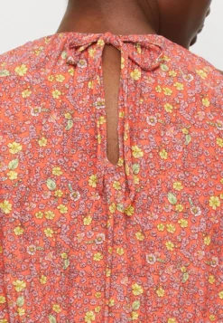 Edc By Esprit Neckholder Dress - Jurk - Coral Orange -Esprit 5730512f2dfc4d9492312bc680bcd42e scaled