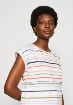 ESPRIT Stripe - T-Shirt Print - White -Esprit 5d6919249a0b4a36a925995e15dd13f0 scaled