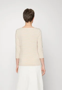 ESPRIT Boat Neck- Longsleeve - Sand -Esprit 608c96e3d85746d8bd46cc3742c15bd4 scaled