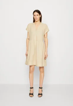 ESPRIT Dress - Jurk - Sand