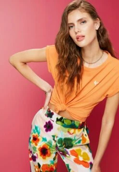 ESPRIT T-Shirt Basic - Orange 16 ESPRIT T-Shirt Basic - Orange -Esprit 6c96e724f6d44d8cb05f7bc6a7067a43