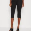 Edc By Esprit Capri - Jeansshort - Black
