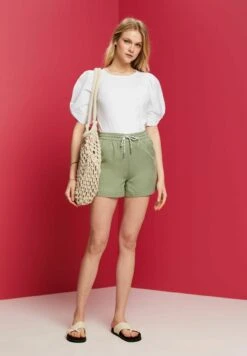 Edc By Esprit Shorts - Pale Khaki 13 Edc By Esprit Shorts - Pale Khaki -Esprit 6ffb54fa9c754d5391ec0f1ae5949fe6