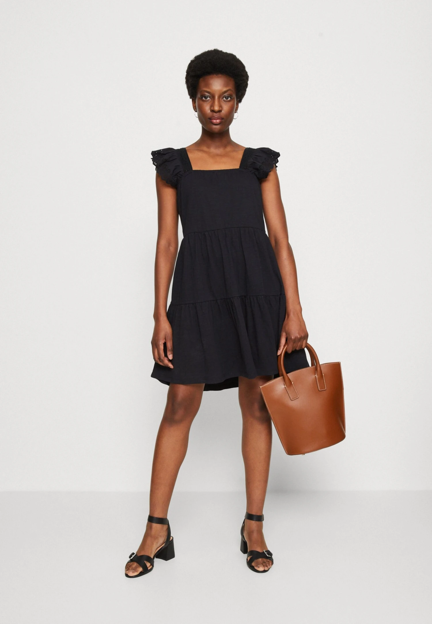 Edc By Esprit Dress - Jerseyjurk - Black 2 Edc By Esprit Dress - Jerseyjurk - Black - Afbeelding 2