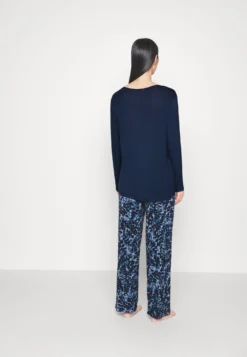 ESPRIT Set - Pyjama - Ink -Esprit 72f1bc08825945ea850f8256adbf8155 scaled