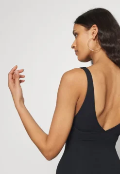 ESPRIT Hamptons Beach- Badpak - Black -Esprit 7e396ea0618745528e161d30fb865867 scaled