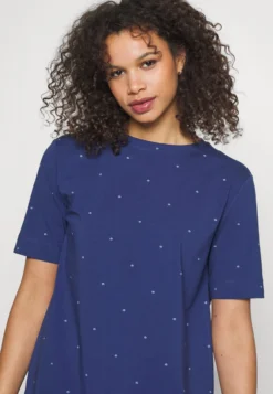 ESPRIT Seasonal Nightdress- Nachtjapon - Dark Blue 9 ESPRIT Seasonal Nightdress- Nachtjapon - Dark Blue -Esprit 8022e811e86648389579a2d125200e06 scaled