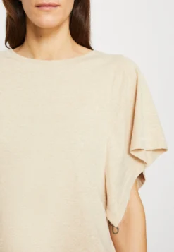 ESPRIT Stitch - T-Shirt Basic - Sand -Esprit 82584a8c4b004f02b0fb32cf8dad7541 scaled