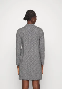 ESPRIT Nightshirt Long Sleeve - Nachtjapon - Black -Esprit 86bc7596269a4e6d8248ec4c5a03132a scaled