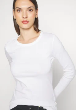 ESPRIT Roundneck - Longsleeve - White -Esprit 8d6ae491b5ab4ad891927a4143285191 scaled