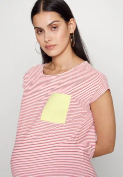 Short Sleeve- T-Shirt Print - Red 9 Short Sleeve- T-Shirt Print - Red -Esprit 8e7f9f06965e408f9d14328df411e98f scaled