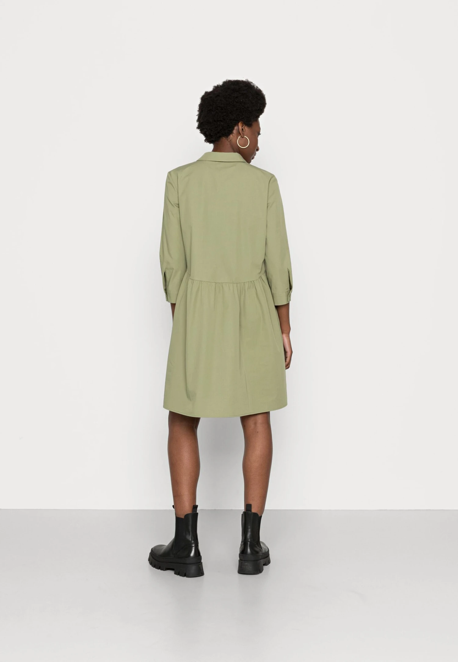 ESPRIT Dresses Light - Jurk - Light Khaki 3 ESPRIT Dresses Light - Jurk - Light Khaki - Afbeelding 3