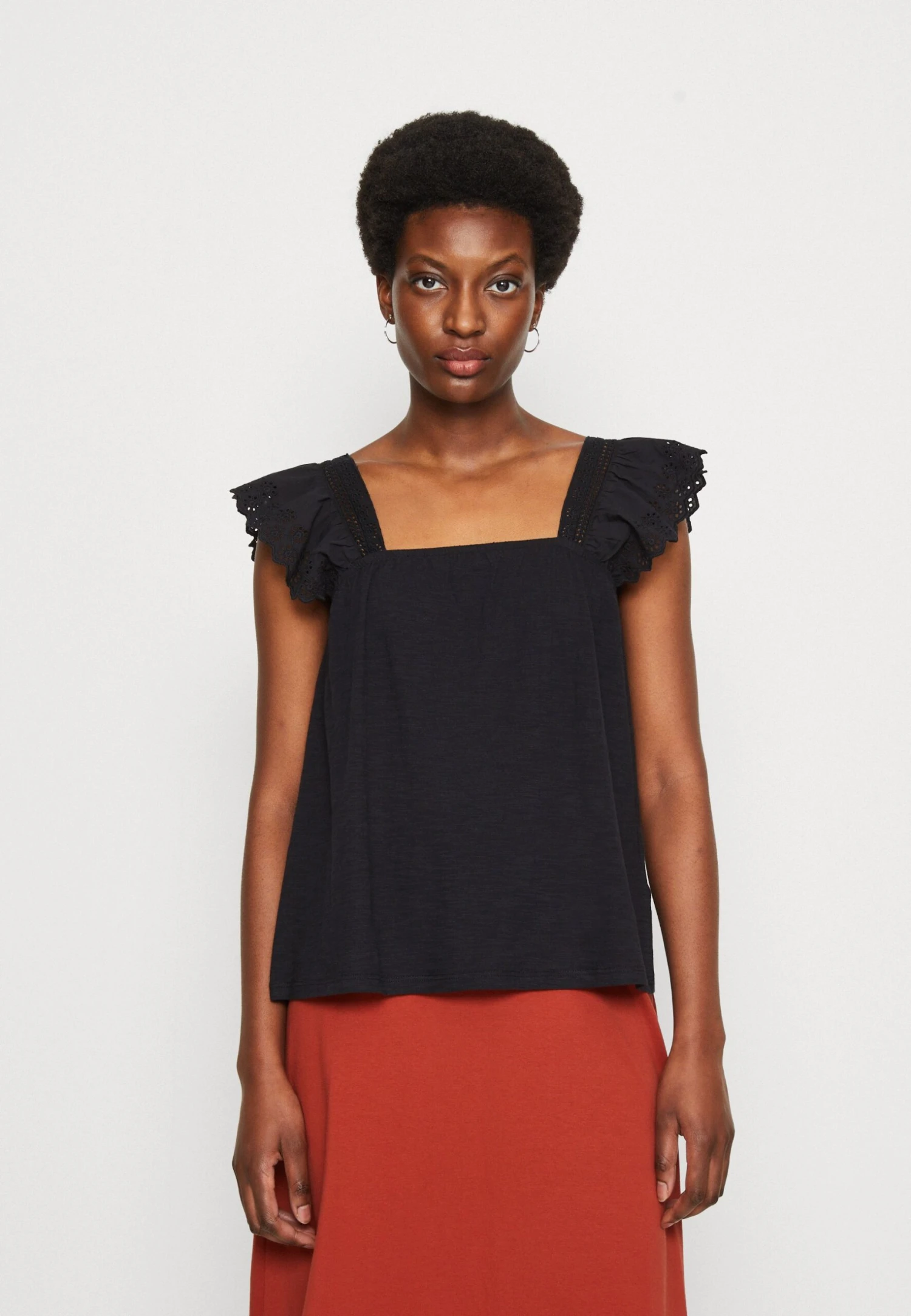 Edc By Esprit Ang - T-Shirt Print - Black 1 Edc By Esprit Ang - T-Shirt Print - Black