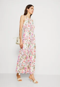 Edc By Esprit Neckholder Dress - Maxi-Jurk - Pink -Esprit a0d2815693254e34be7010c2bbca1a10 scaled