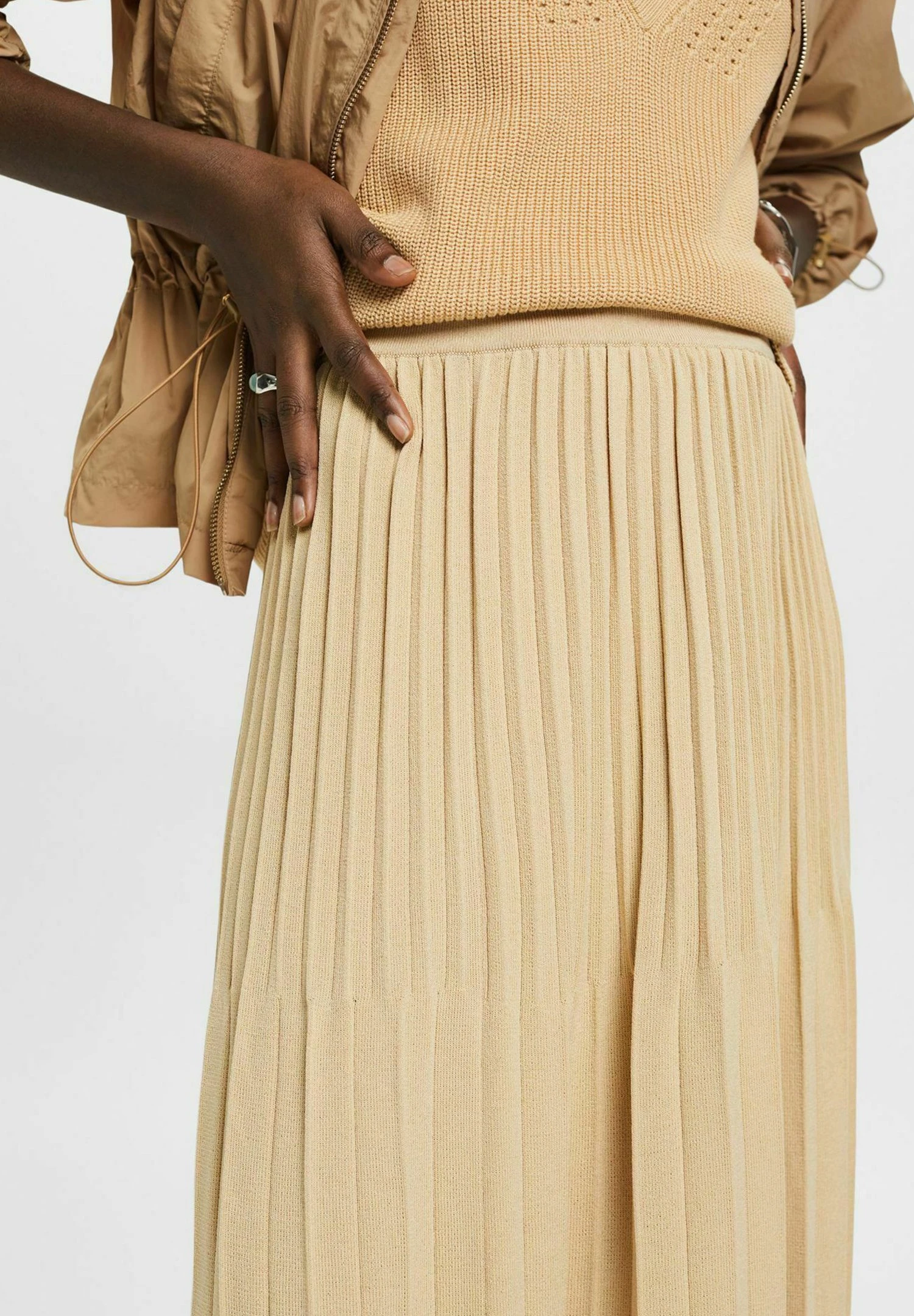 ESPRIT Plissierter- A-Lijn Rok - Light Beige 7 ESPRIT Plissierter- A-Lijn Rok - Light Beige - Afbeelding 7