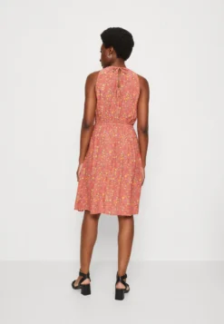 Edc By Esprit Neckholder Dress - Jurk - Coral Orange -Esprit ab836a2c632f4948b879615c41da8b35 scaled