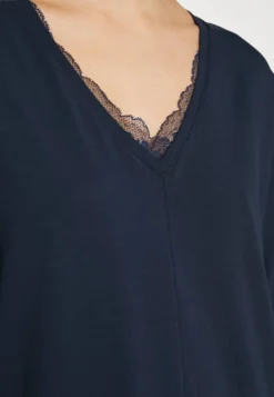 ESPRIT Seasonal Long Sleeve - Nachtjapon - Ink -Esprit b0abc21c8c5142a482fca8c04cd1f3aa scaled