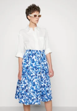 ESPRIT Sg-Ocs Stre - Maxirok - Ice 4 -Esprit b15156c4f1df49eab6be50b4683af1f7 scaled