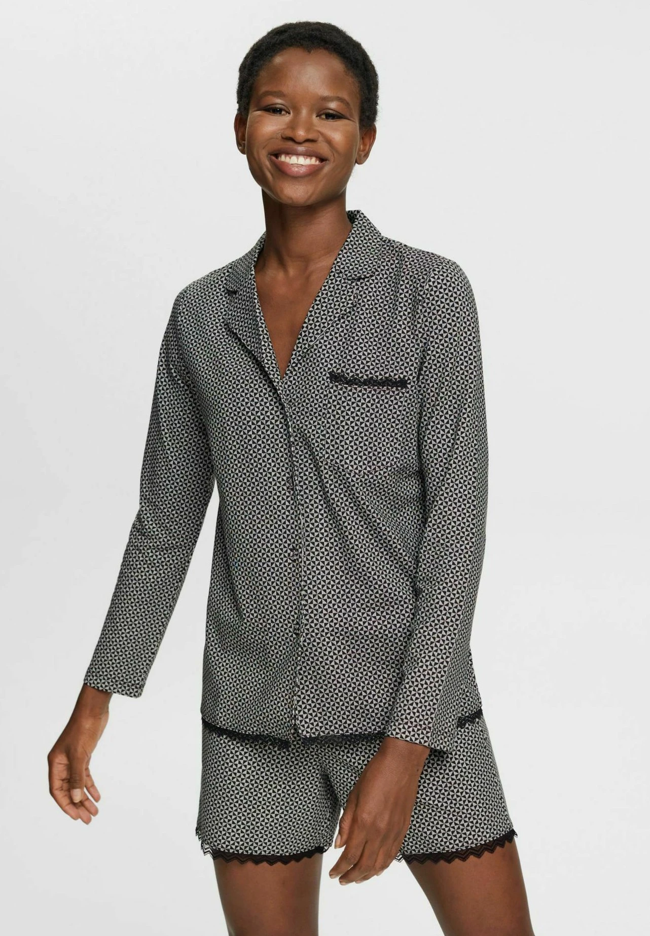 ESPRIT Mit Spitze - Pyjamashirt - Black 1 ESPRIT Mit Spitze - Pyjamashirt - Black