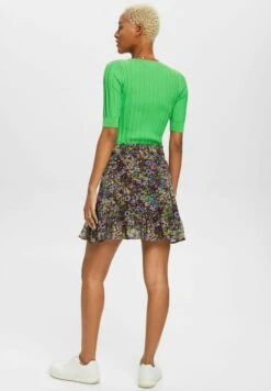 Edc By Esprit Mit Blumenmuster - A-Lijn Rok - Dark Purple 10 Edc By Esprit Mit Blumenmuster - A-Lijn Rok - Dark Purple -Esprit b4fba5f723d24468b9d043ee10c3de65