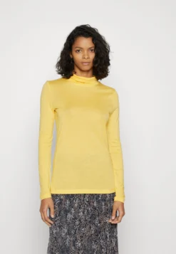 ESPRIT Cll F Turtle - Longsleeve - Yellow -Esprit b71ea6c55eb046e193d676d5cf5af317 scaled