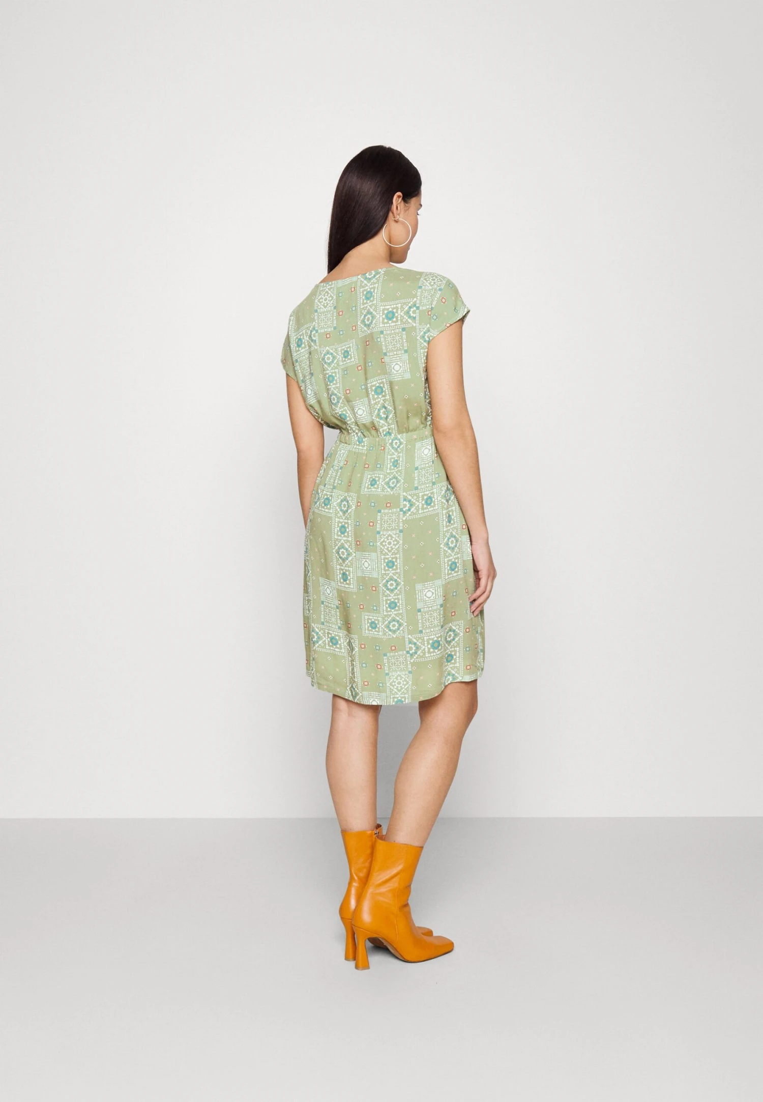 Dress Woven Nursing Short Sleeve- Jerseyjurk - Real Olive 3 Dress Woven Nursing Short Sleeve- Jerseyjurk - Real Olive - Afbeelding 3