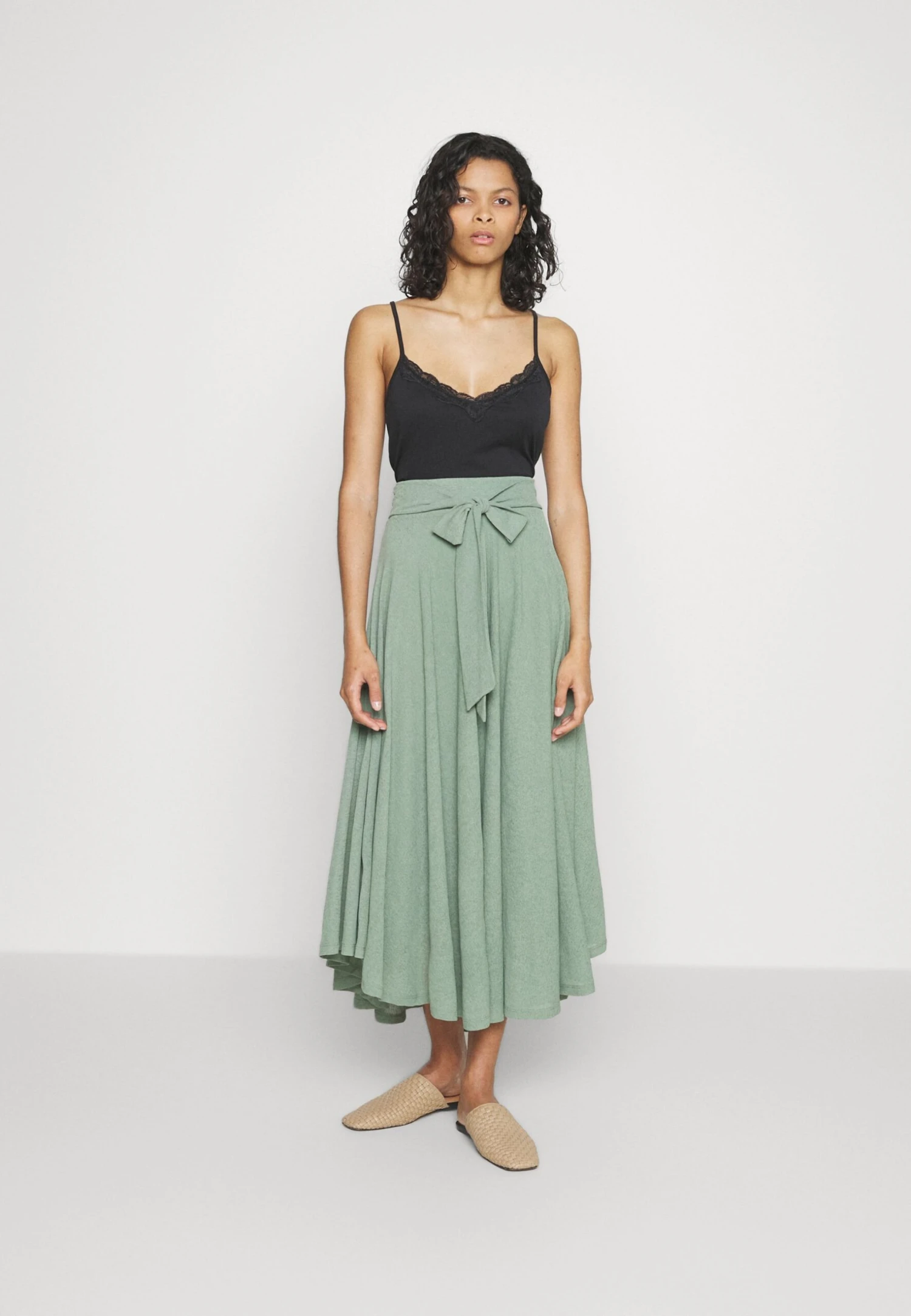 ESPRIT Long Skirt- Plooirok - Pale Khaki 5 ESPRIT Long Skirt- Plooirok - Pale Khaki - Afbeelding 5