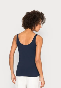 ESPRIT T-Shirt Basic - Navy -Esprit c0acfcda9ec74997ac45fd95306066ff scaled