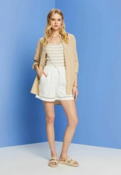 ESPRIT Shorts - White -Esprit c40fefa1f7ab47d88c20479909e2d831