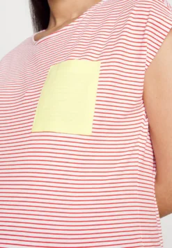 Short Sleeve- T-Shirt Print - Red 11 Short Sleeve- T-Shirt Print - Red -Esprit d661442be87c457cab375b7b0532646a scaled