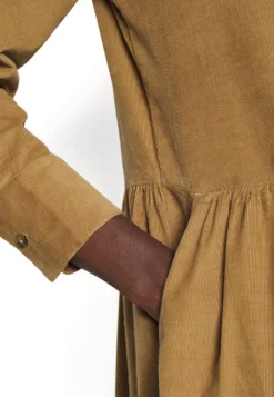 ESPRIT Jurk -Beige -Esprit ddec33e876be496da77c158003d8a8a0 scaled