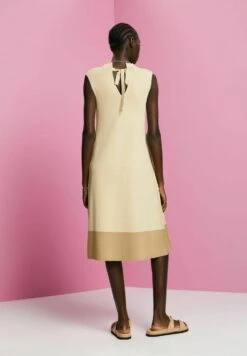 ESPRIT Ärmelloses Mit Rundhals - Gebreide Jurk - Light Beige 14 ESPRIT Ärmelloses Mit Rundhals - Gebreide Jurk - Light Beige -Esprit de44c7ac83e945bc91b9e634dd2b6555