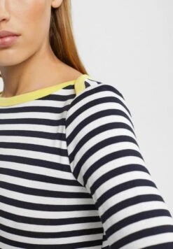 Edc By Esprit Full Needle Striped 3/4 Sleeve Tee - Longsleeve - Navy Blue 10 Edc By Esprit Full Needle Striped 3/4 Sleeve Tee - Longsleeve - Navy Blue -Esprit e0b16f1e8b72409bacdb1e42c1170221